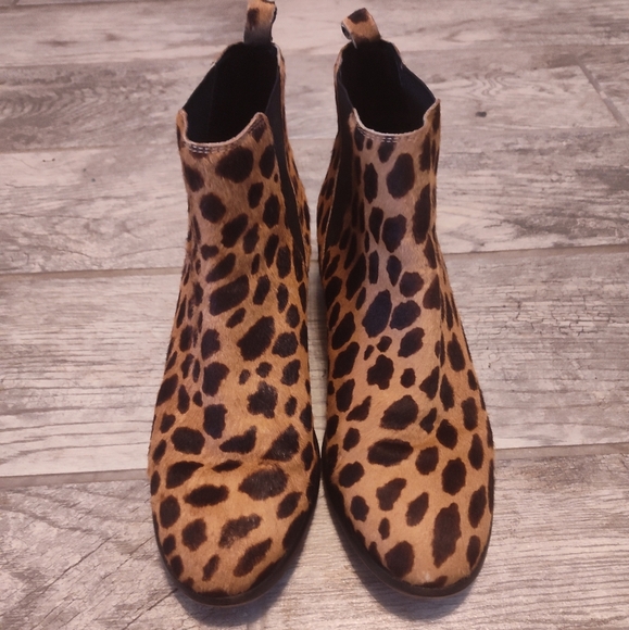 Vince Camuto Calf Hair Ankle Boots  -Leopard, US 6 1/2 Mob Wife - Picture 1 of 5